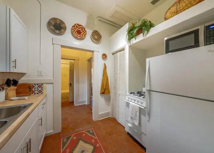 Total Of 2 Bedroom 2 Ba, Your Own Duplex, Near U Of A Holiday home Tucson