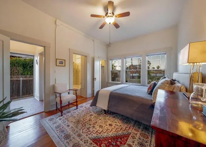 Total Of 2 Bedroom 2 Ba, Your Own Duplex, Near U Of A