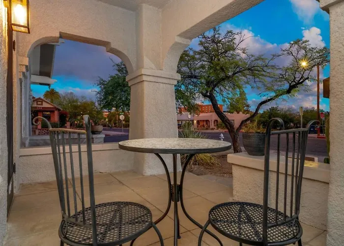 Total Of 2 Bedroom 2 Ba, Your Own Duplex, Near U Of A