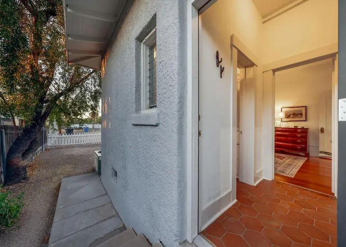 Holiday home Total Of 2 Bedroom 2 Ba, Your Own Duplex, Near U Of A