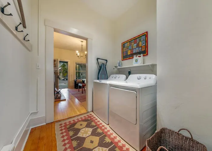 Total Of 2 Bedroom 2 Ba, Your Own Duplex, Near U Of A